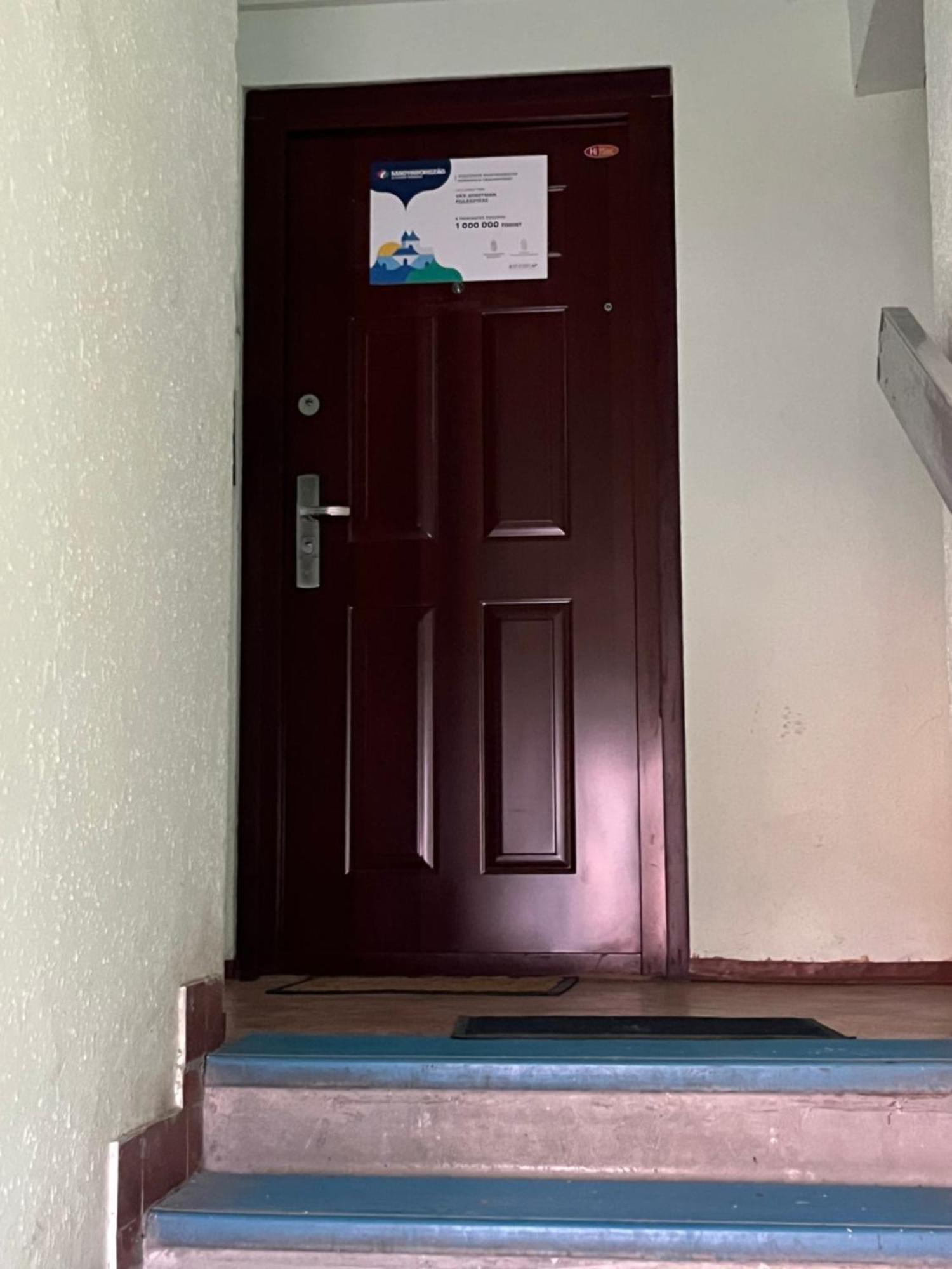 Var Apartman Miskolc Exterior foto